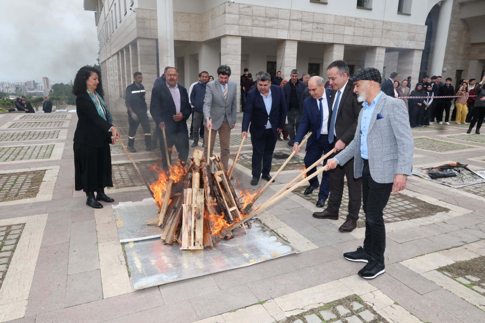 Mersin Üniversitesi Rektörlüğü, Türkçe Öğretimi Uygulama ve Araştırma Merkezi İle Yörük Kültürü Uygulama ve Araştırma Merkezi İş Birliğinde Nevruz Bayramı Kutlandı!