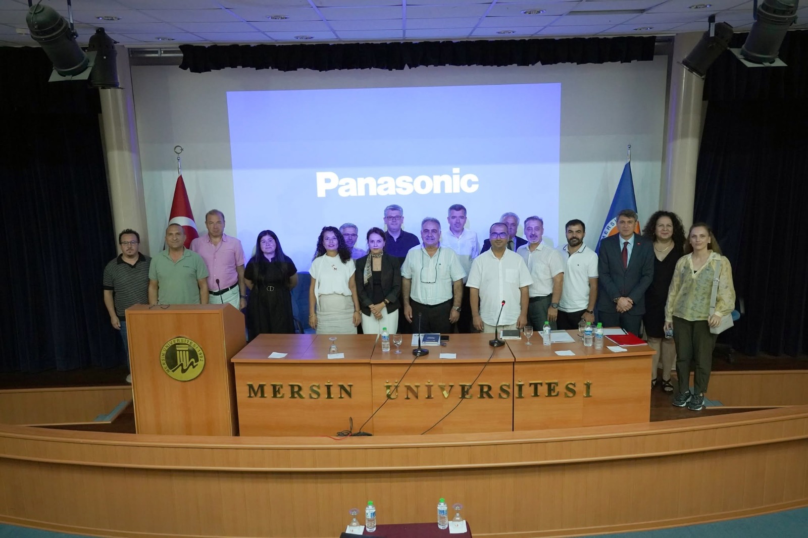 Mersin Üniversitesi Türkçe Öğretimi Uygulama ve Araştırma Merkezi TUAM ile İnsan ve Toplum Bilimleri Fakültesi, Eğitim Bilimleri Fakültesi, Rektörlük Türk Dili Bölümleri İş Birliğinde Türk Dil Bayramı Paneli Düzenlendi!